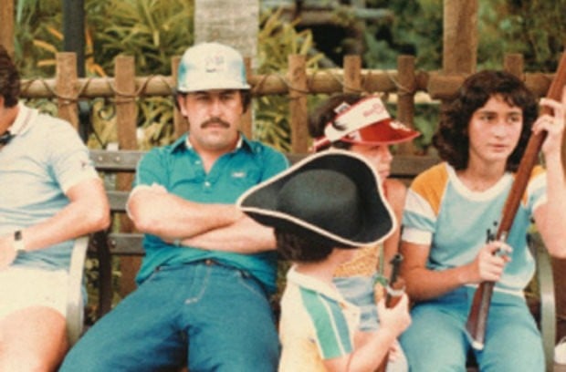 Pablo Escobar e sua família na Disney, em 1981