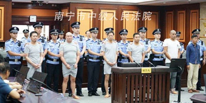 Em 2013, Tan Youhui, um empresário chinês contratou um assassino profissional para 