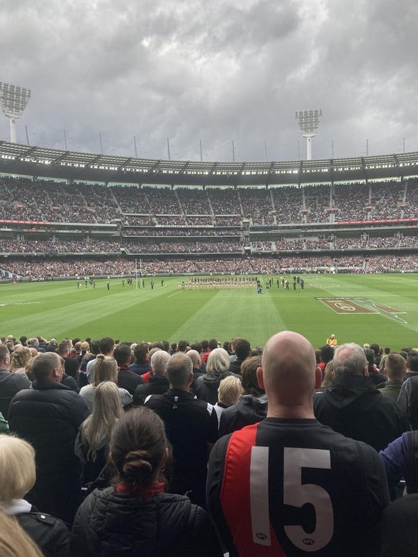 Partida de rúgbi em Melbourne que reuniu 85 mil torcedores - maior público do mundo desde o início da pandemia. O evento foi realizado em março de 2021, pois o país estava com fronteiras fechadas para estrangeiros e menos de 30 mil infectados e 909 mortes registradas