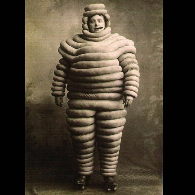 Este foi o original boneco da Michelin, em 1894.