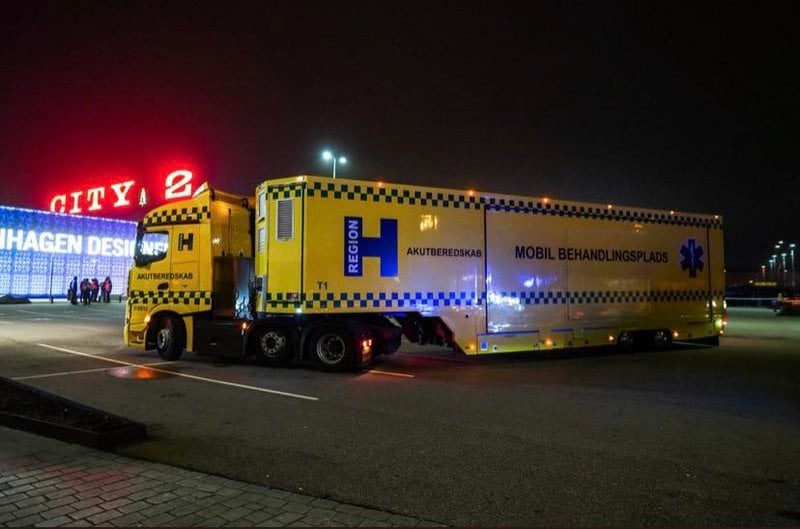 Novo hospital móvel na Dinamarca, usado para tratar ferimentos leves e aliviar a pressão dos hospitais do país.
