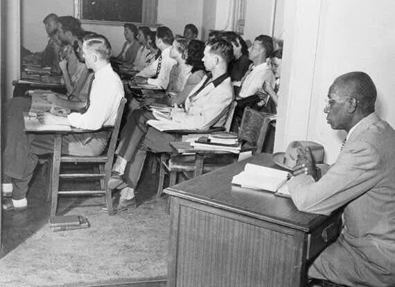 Em 1948, George W. McLaurin se tornou o primeiro afro-americano a frequentar a Universidade de Oklahoma. Ele faria um mestrado na Universidade de Kansas e mais tarde se tornaria professor da Universidade de Langston.