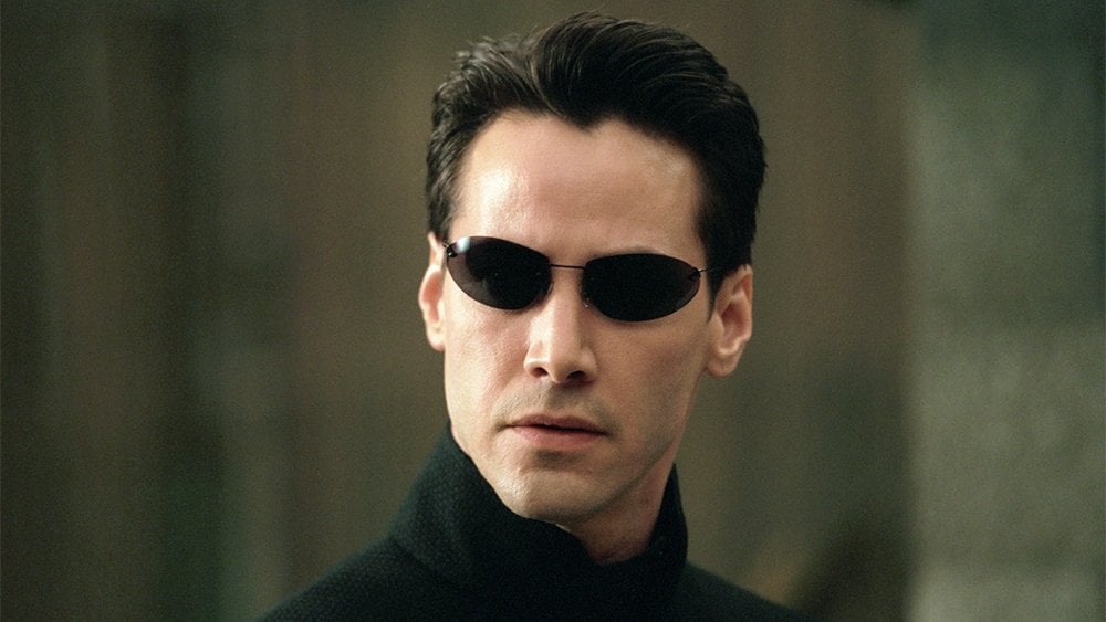 Keanu Reeves doou 70% de seu salário de ~ $ 31,5 milhões do primeiro filme 'Matrix' para pesquisas sobre leucemia.