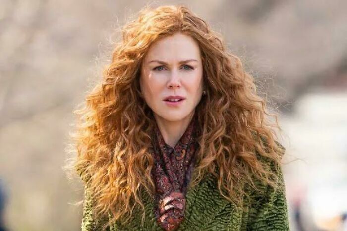 O cabelo de Nicole Kidman é naturalmente cacheado.