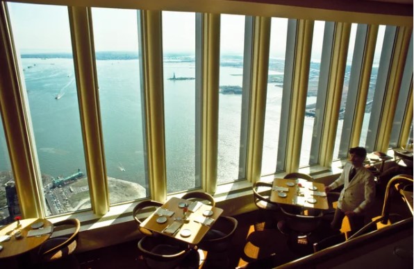 Windows on the World: restaurante no topo do antigo World Trade Center (1980).