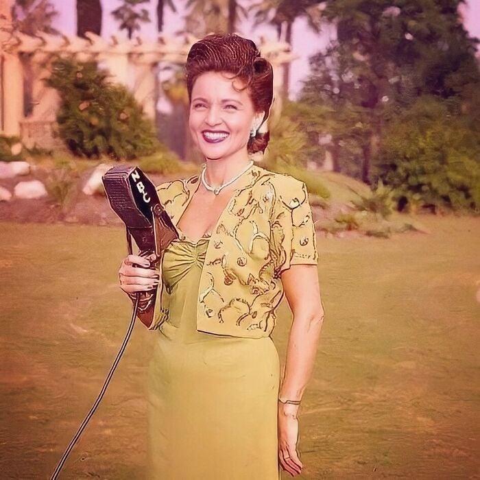 Betty White, 1948