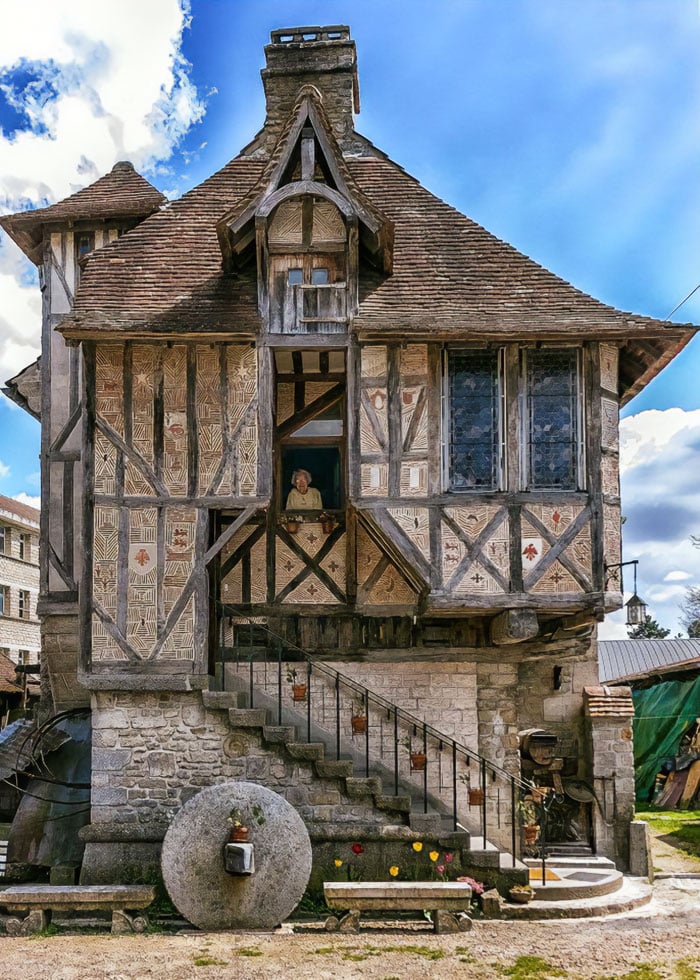 Esta casa medieval, localizada na vila francesa de Argentan, foi construída em 1509.